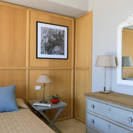 Torre Bonera. Hotel